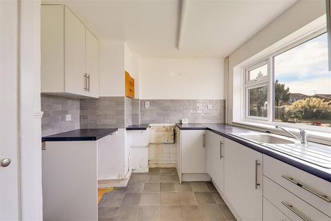 2 bedroom end of terrace house for sale, Redwood Close, Worthing BN13