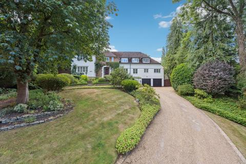 5 bedroom detached house for sale, Main Drive, Gerrards Cross, Buckinghamshire