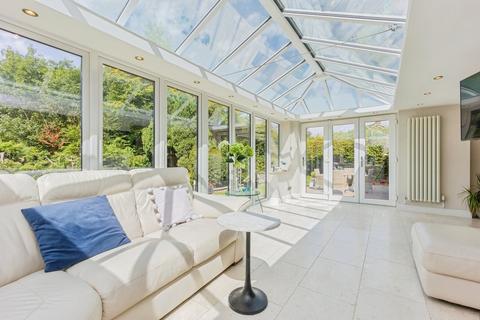 4 Barley Drive, Bramhall, Stockport, SK7 2QB