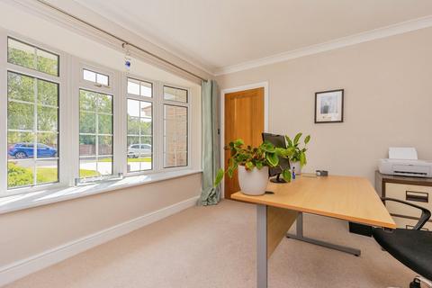 4 Barley Drive, Bramhall, Stockport, SK7 2QB