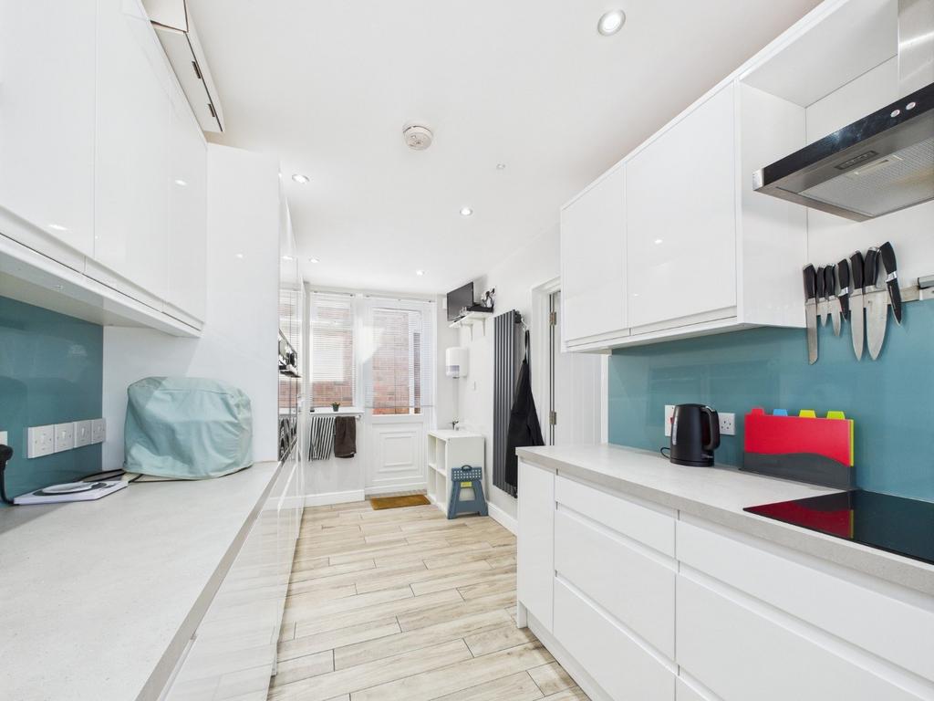 Kitchen- Annex