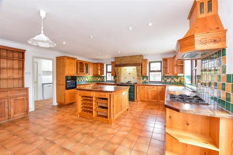 4 bedroom detached house for sale, High Street, Staplehurst, Kent