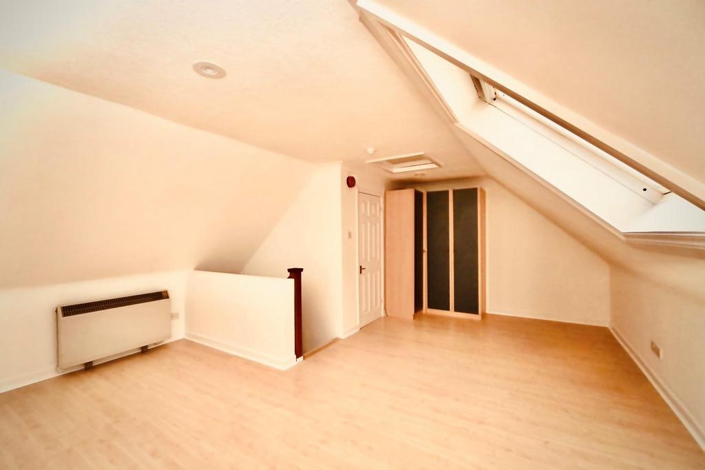 Master Bedroom.jpg