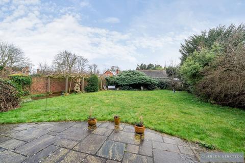 undefined, Heath Drive, Gidea Park