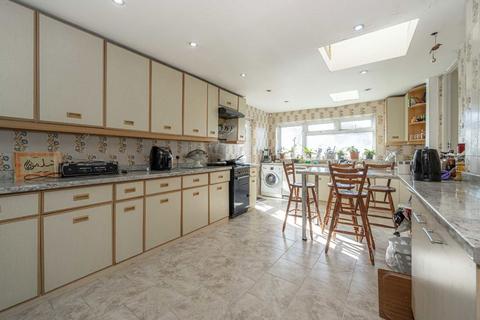 undefined, Witham Road, Isleworth TW7