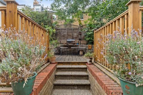2 bedroom apartment for sale, Blackstock Road, London, N4