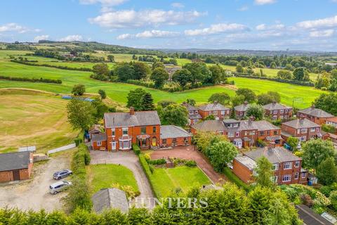 5 bedroom semi-detached house for sale, Clifton Road, Middleton, Manchester