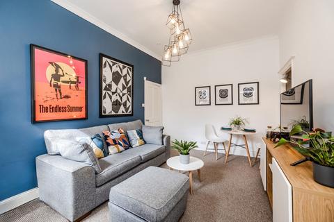 2 bedroom flat for sale, Warton Terrace, Heaton, Newcastle upon Tyne, NE6