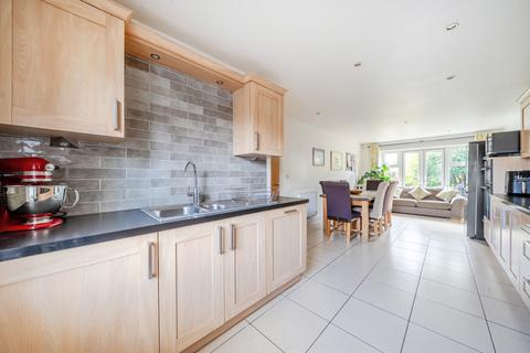 undefined, William Gardens, Horley RH6