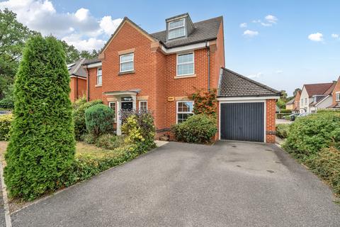 William Gardens, Horley RH6