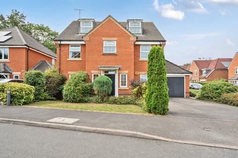 undefined, William Gardens, Horley RH6