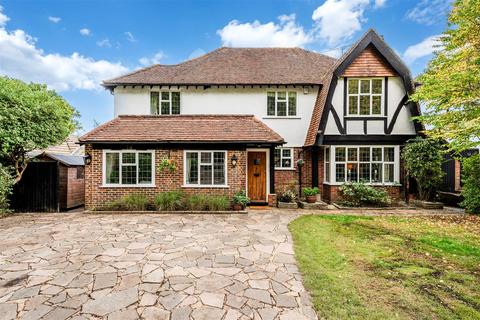 4 bedroom detached house for sale, Wilmerhatch Lane, Epsom