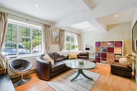4 bedroom detached house for sale, Wilmerhatch Lane, Epsom