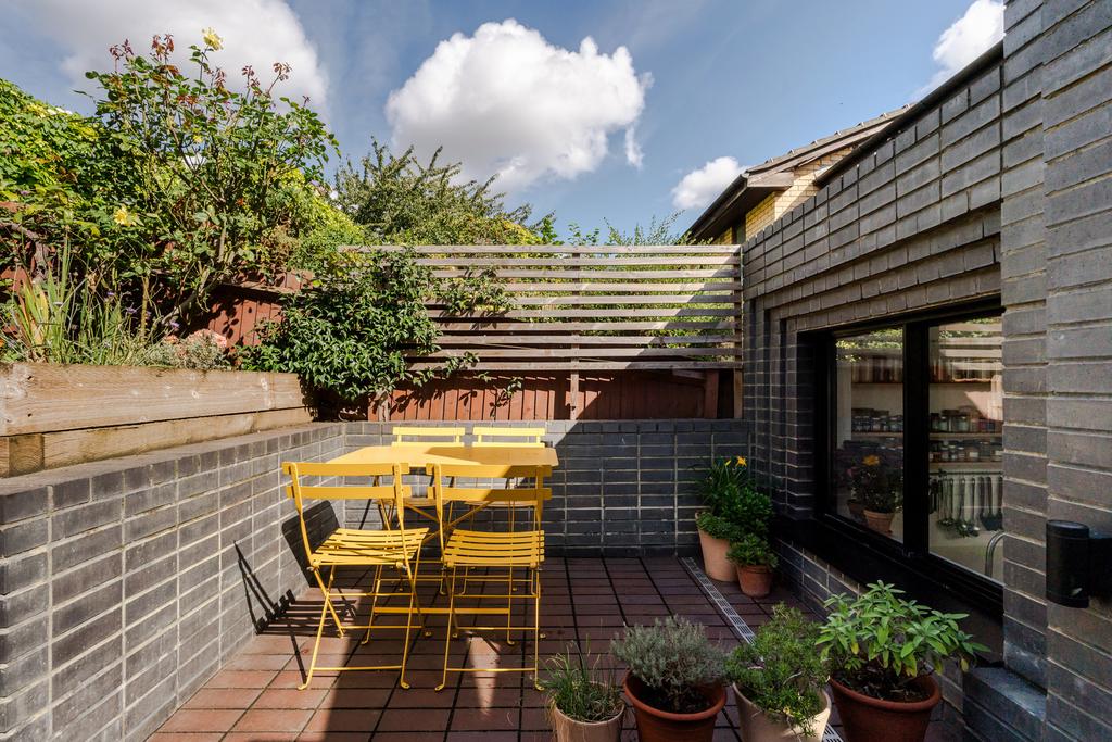 307225 - 8 Foxwell Mews-9.jpeg