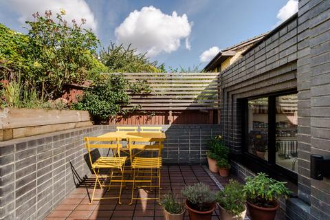 undefined, Foxwell Mews, London SE4