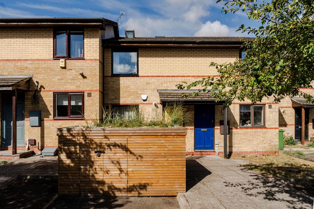 307218 - 8 Foxwell Mews-2.jpeg