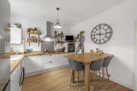 1 bedroom flat for sale, Petersfield Road, London W3