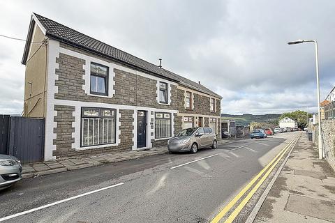41 Brynteg, Treharris, CF46 5RE