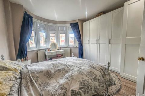 20 Recreation Avenue, Harold Wood, Romford, RM3 0TJ