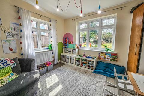 20 Recreation Avenue, Harold Wood, Romford, RM3 0TJ