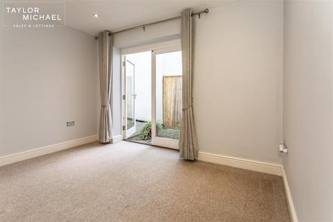1 bedroom flat for sale, Clyde Road, Brighton