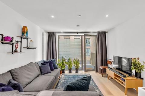 1 bedroom apartment for sale, 4 Cunningham Avenue, London E16