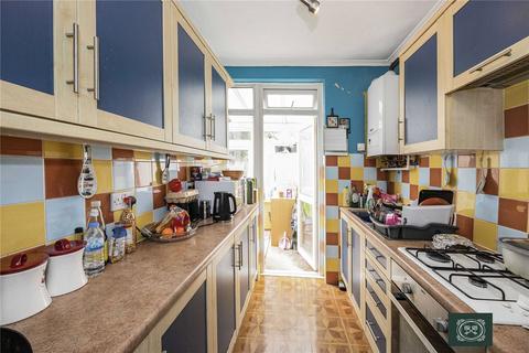 undefined, Kendal Avenue, London, N18