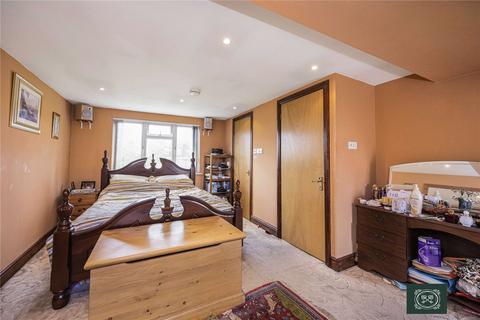 undefined, Kendal Avenue, London, N18