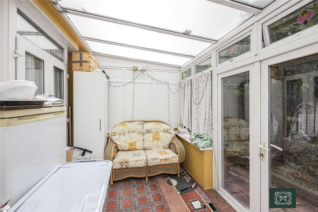 Conservatory Room