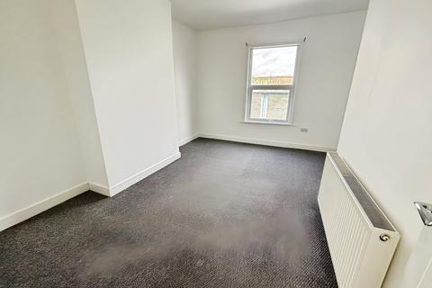 2 bedroom terraced house for sale, Reynold Street, Greater Manchester SK14