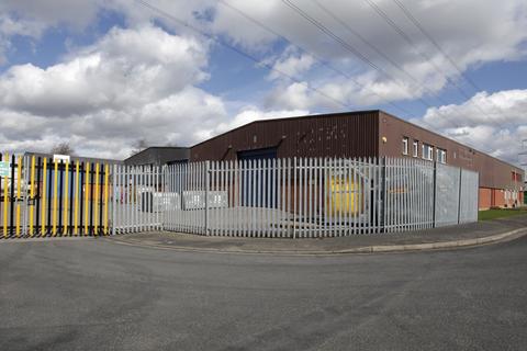 Warehouse to rent, Sycamore Rd Castle Donington DE74 2NP