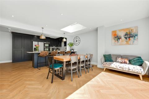 40 Simmil Road, Claygate, Esher, KT10 0RU