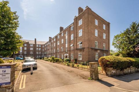 Birkenhead Avenue,, Kingston, Kingston upon Thames, KT2