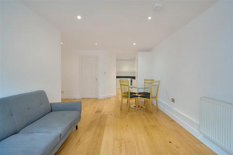 1 bedroom flat for sale, Buckhurst Street, London E1