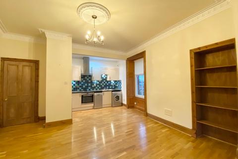 2 bedroom flat to rent, Mclennan Street, Glasgow G42