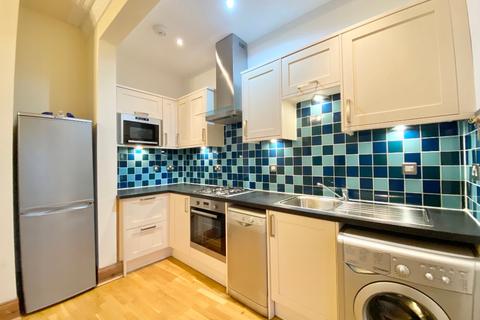 2 bedroom flat to rent, Mclennan Street, Glasgow G42