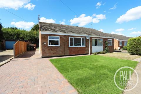 2 bedroom semi-detached bungalow for sale, Hopton Gardens, Hopton, NR31