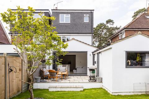 undefined, Sandcross Lane, Reigate