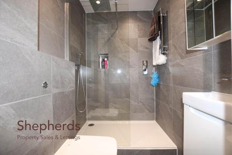 1 Wycliffe Close, Cheshunt, Waltham Cross, EN8 0FJ