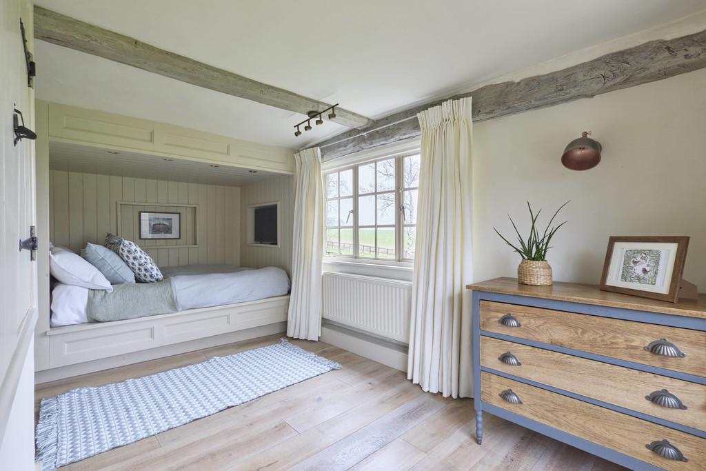 Cowlinge Bedrooms 0302260631