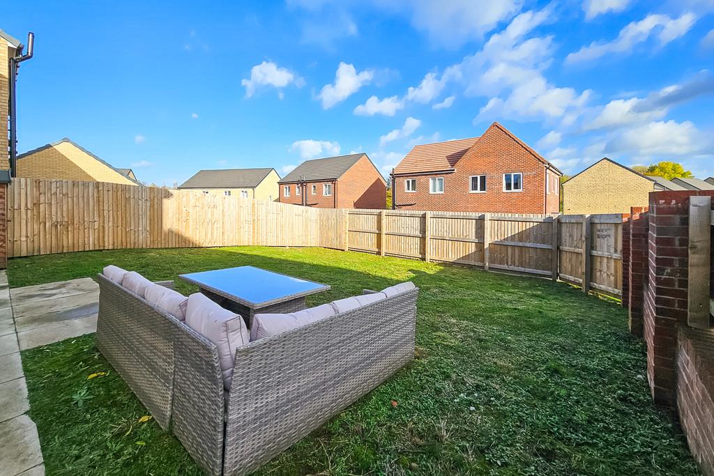 9 Poppy Close Knares-102702