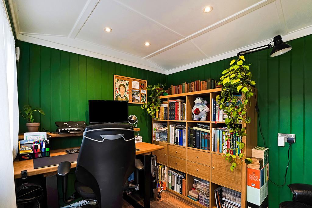 Office 1