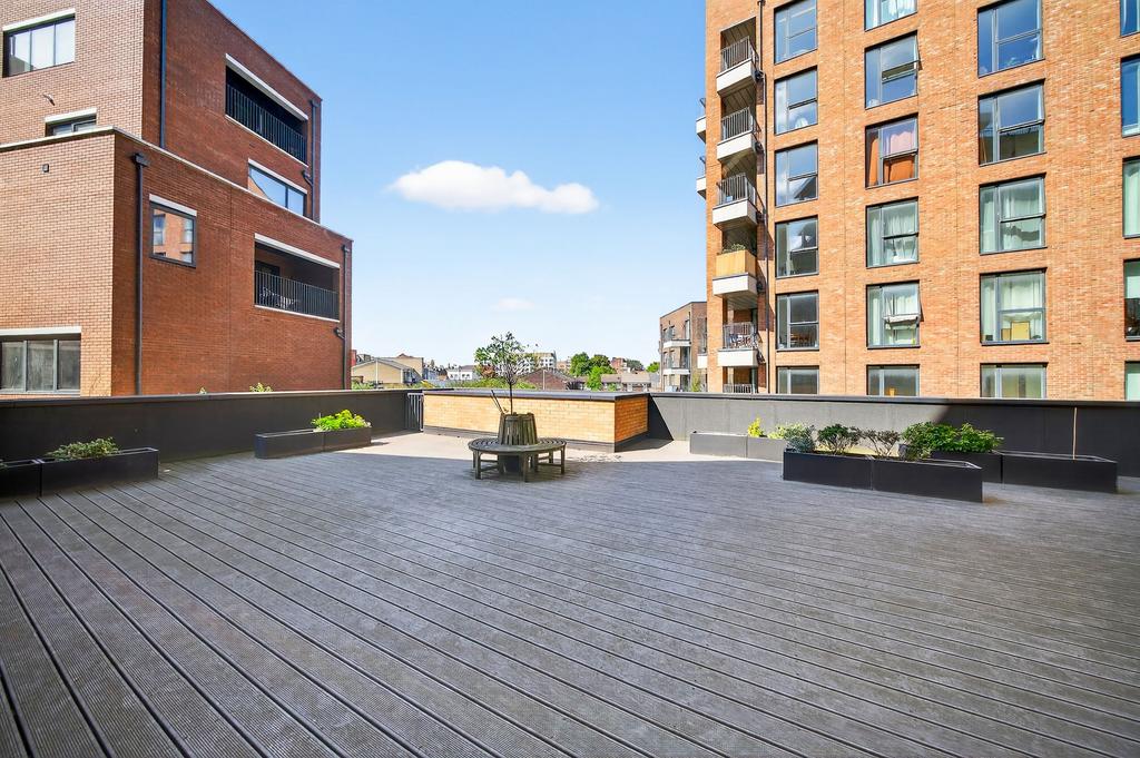 Communal roof terrace