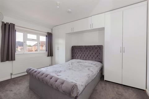 undefined, Elmshott Lane, Cippenham