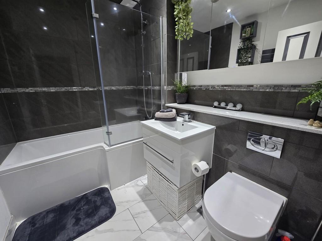 Bathroom (5)