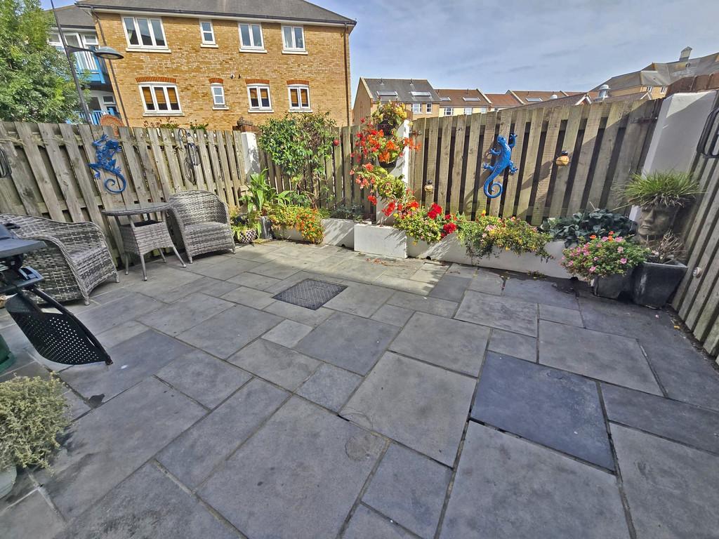 Garden (3)