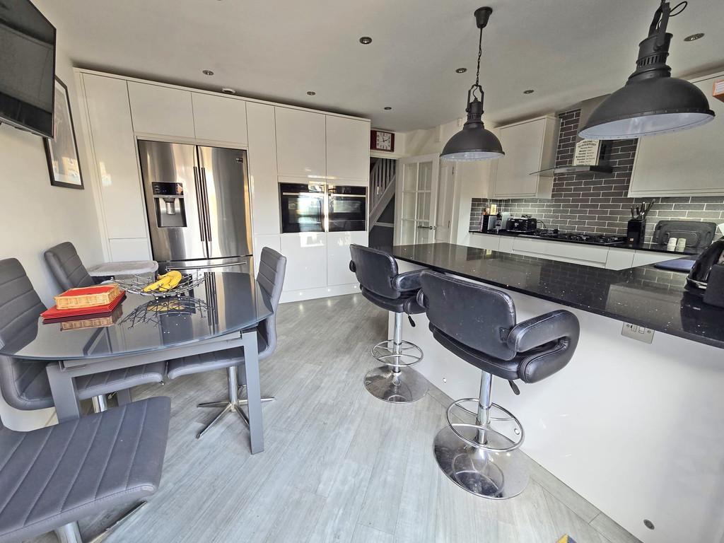 Kitchen - Diner (5)
