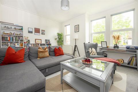 1 bedroom maisonette for sale, Kingston Road, Raynes Park SW20
