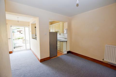 6 Highfields, Market Drayton, TF9 1BT