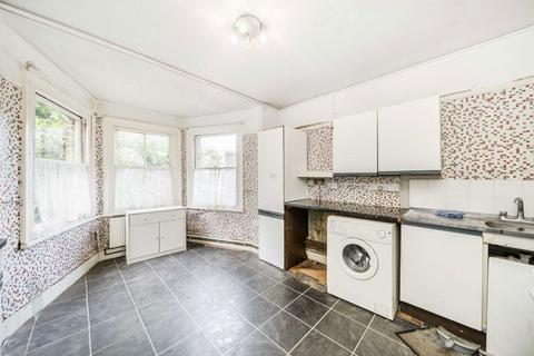 undefined, Greyhound Lane, London SW16